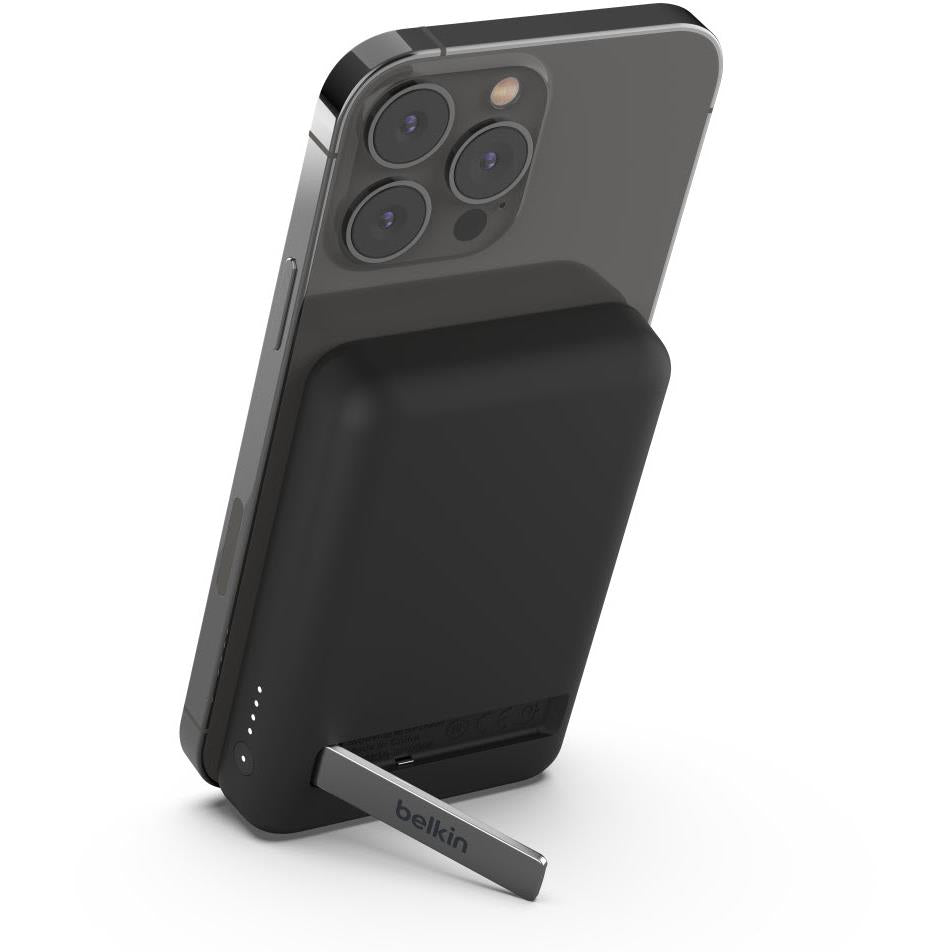 Belkin BoostUp Charge Magnetic Wireless Power Bank 5K Stand