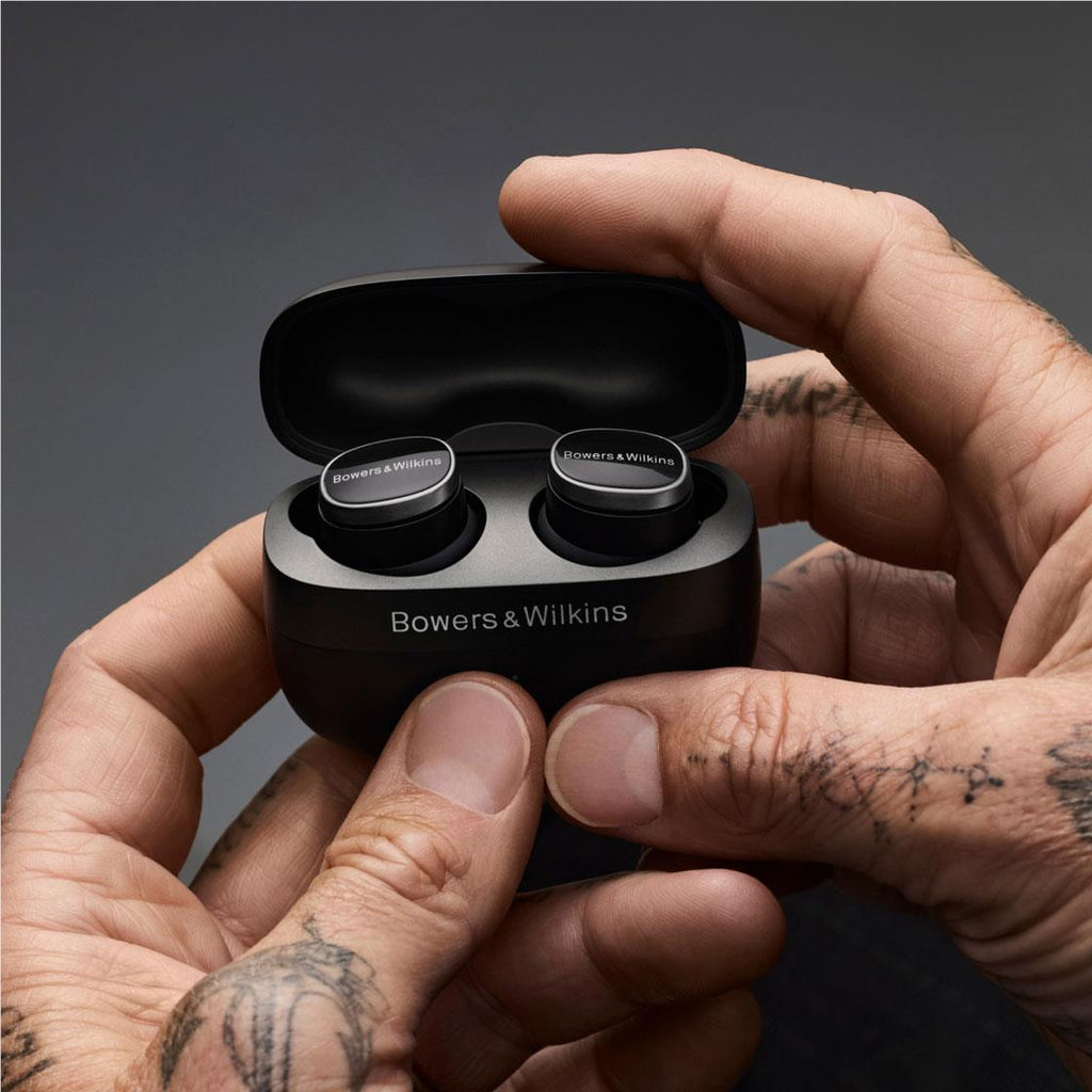 【美品】Bowers & Wilkins Pi8 Bowers & Wilkins Pi8 True Wireless Noise Cancelling Earbuds with