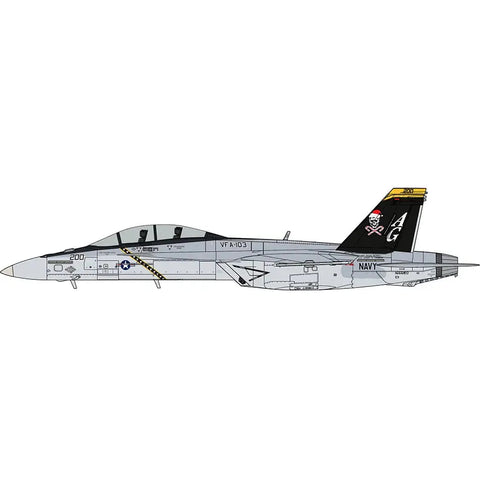 Hasegawa 1/48 F/a-18f Super Hornet "Vfa-103 Jolly Rogers Santa 2015"