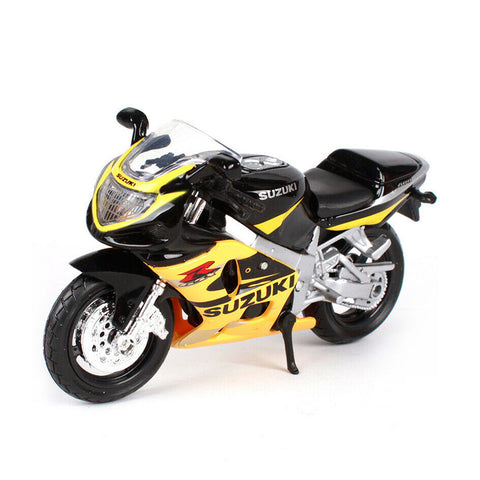 Maisto Licensed 1:18 Scale Suzuki GSX-S 750 2 Wheelers Road Bike Model Toy