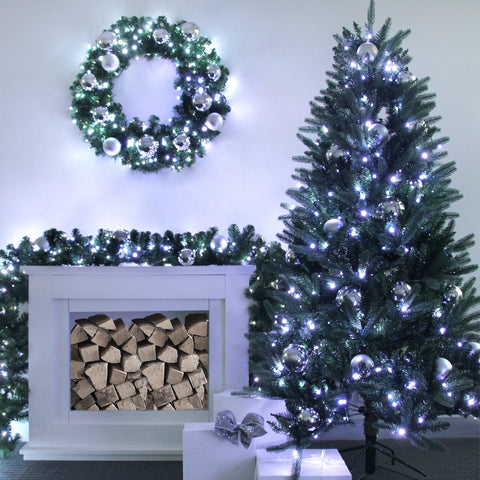 Lexi Lighting 320 Frosted LED Connectable String Light - White