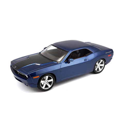 Maisto Licensed 1:18 Scale Dodge Challenger Concept 2006 Diecast Model Car Blue