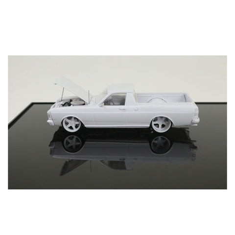 DDA 1:24 Scale Ford XY Ute Slammed 351 Engine With Standard Bonnet Plastic Kit