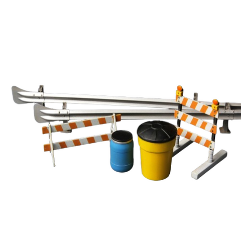Meng Model 1/35 Barricades and Highway Guardrail