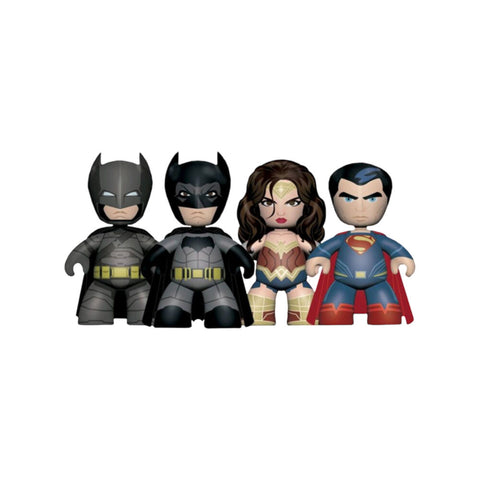 Mezco Toyz 4pc Batman v Superman Dawn of Justice Mez-itz Figure Kids Collectable Toy