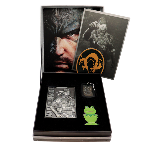 Fanattik Limited Edition Metal Gear Solid Delta Collector's Set