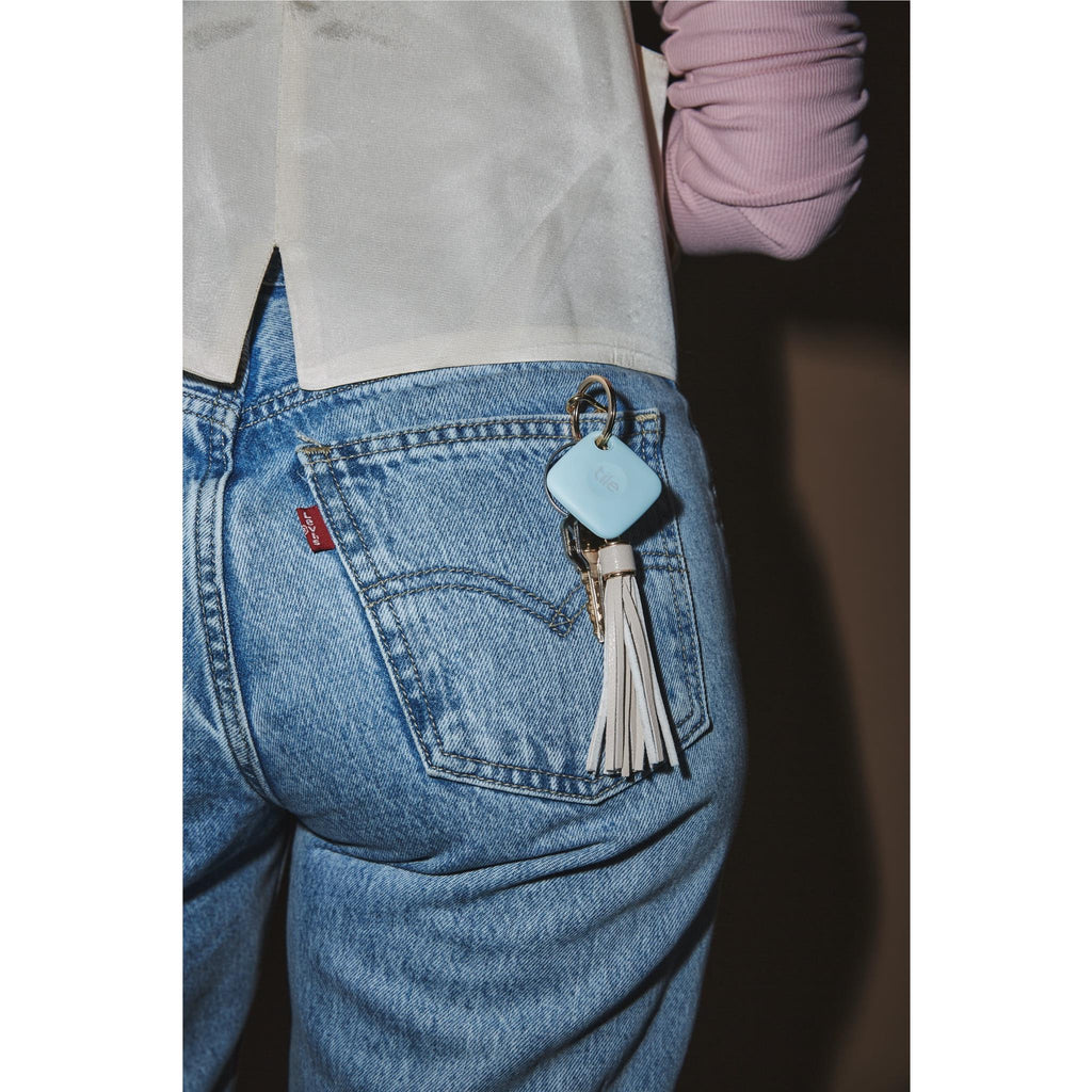 Tile Mate Bluetooth Tracker (Cloud Nine) 1 Pack JB HiFi