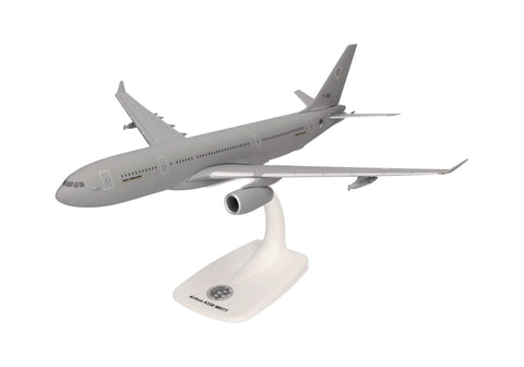 Herpa 1/200 SNAP FIT NATO A330 MRTT Multinational MRTT Unit Eindhoven AB T-061