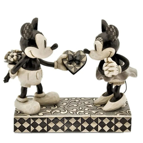 Jim Shore Disney Traditions - Mickey and Minnie Black and White - Real Sweetheart
