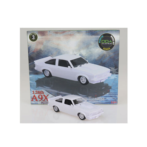 DDA 1:24 Scale A9X Torana Slammed Model Car Plastic Kit