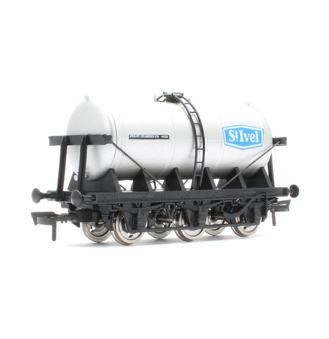 Dapol OO 6 Wheel Milk Tanker St Ivel