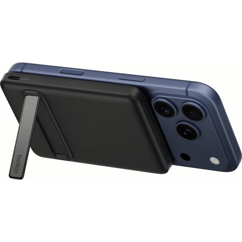 Belkin BoostCharge Slim Magnetic Power Bank 5K with Stand (Black)