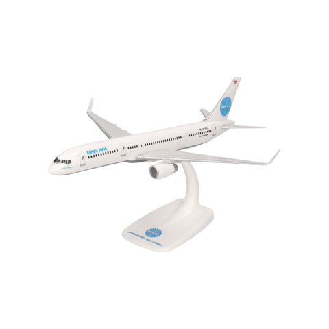 Herpa 1/200 SNAP FIT Pan Am Boeing 757-200 "Tracing the Transatlantic" TF-FIC