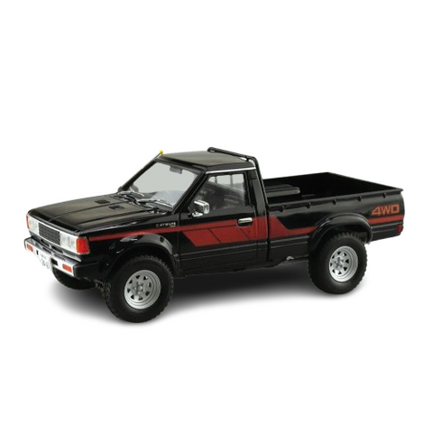 Aoshima 1/24 720 Datsun Truck Lift Up Custom '82 (Nissan)