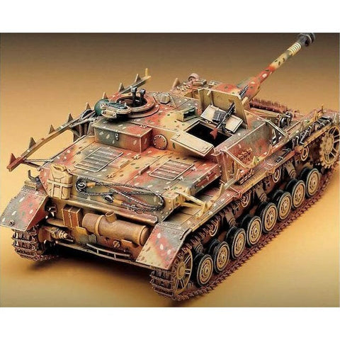 Academy 1/35 Sturmgeschutz IV Plastic Model Kit