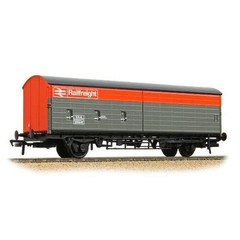 Bachman OO BR VAA Van BR Railfreight Red & Grey