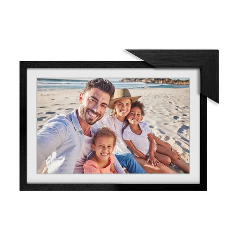 SOHO 21.5" Smart Digital Photo Frame FHD (1920 X 1200) with Add-On Frame