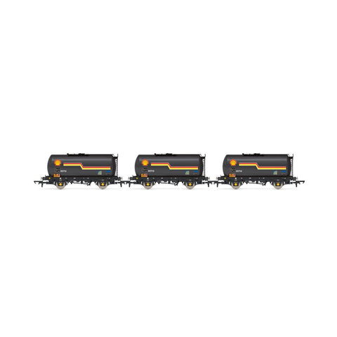 Hornby OO Shell TTA Tank Wagon Triple Pack - Era 8