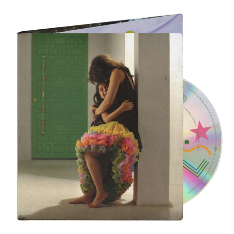Familia (Limited Deluxe Edition)